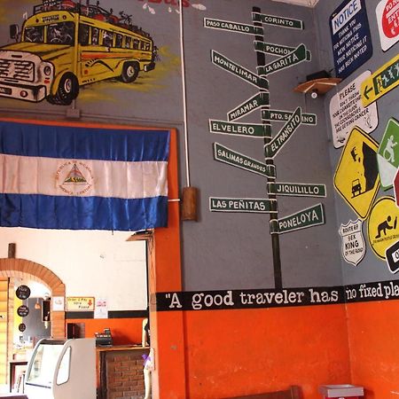 Bigfoot Hostel León Екстериор снимка